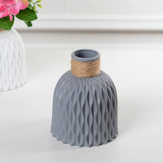 Sleek Nordic Vase - Corrugated Plastic Flower Pot for Modern Living Room Decor