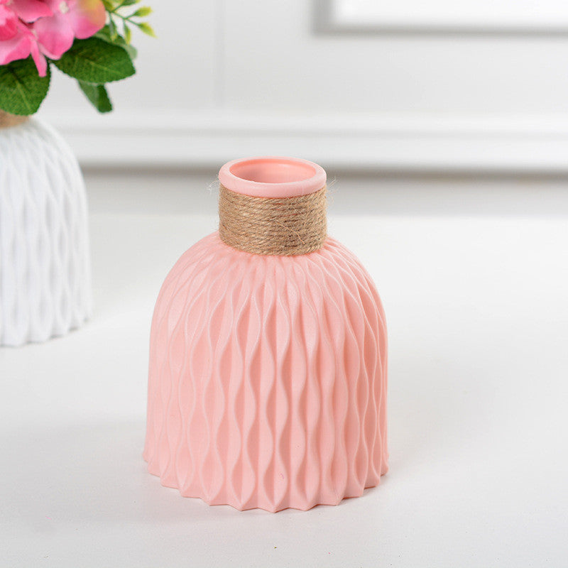 Sleek Nordic Vase - Corrugated Plastic Flower Pot for Modern Living Room Decor