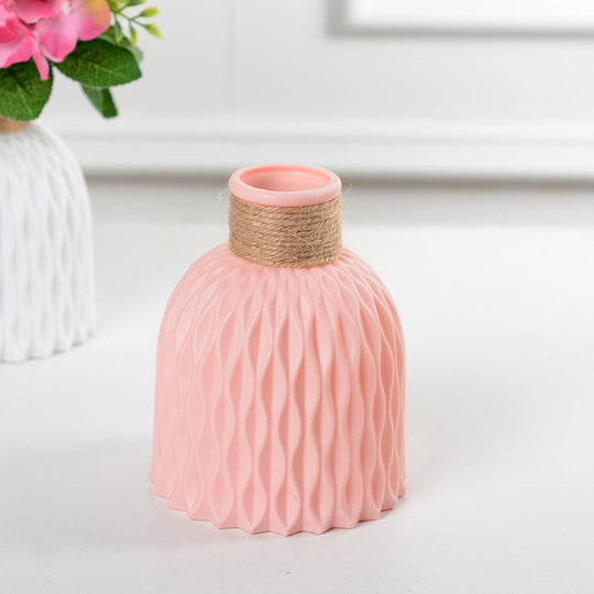 Sleek Nordic Vase - Corrugated Plastic Flower Pot for Modern Living Room Decor