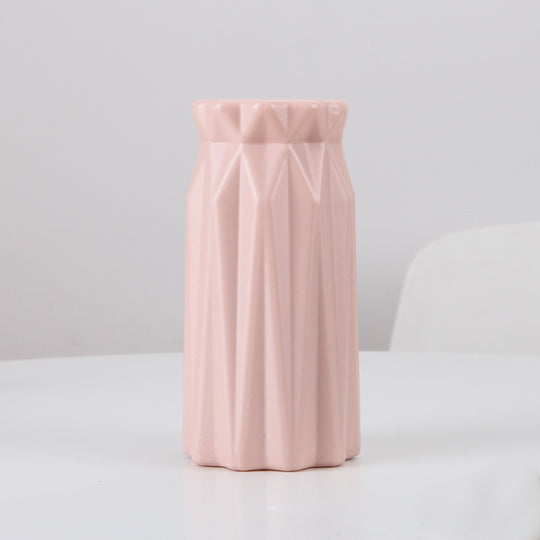 Sleek Modern Flower Vase - Creative Minimalist Design for Home Decor