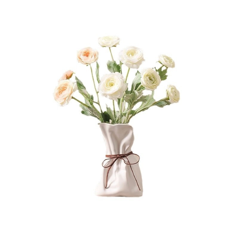 Nordic Chic - Simple Ceramic Vase for Modern Home Decor